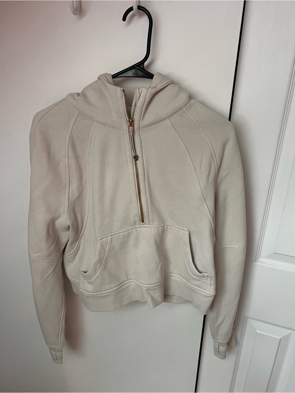 lululemon athletica Cream Cropped Hoodie with Gold Logo - Picture 2 of 2
